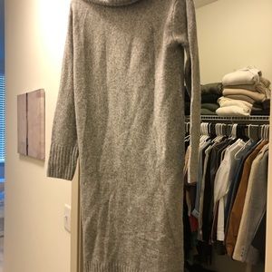 H&M SWEATER DRESS